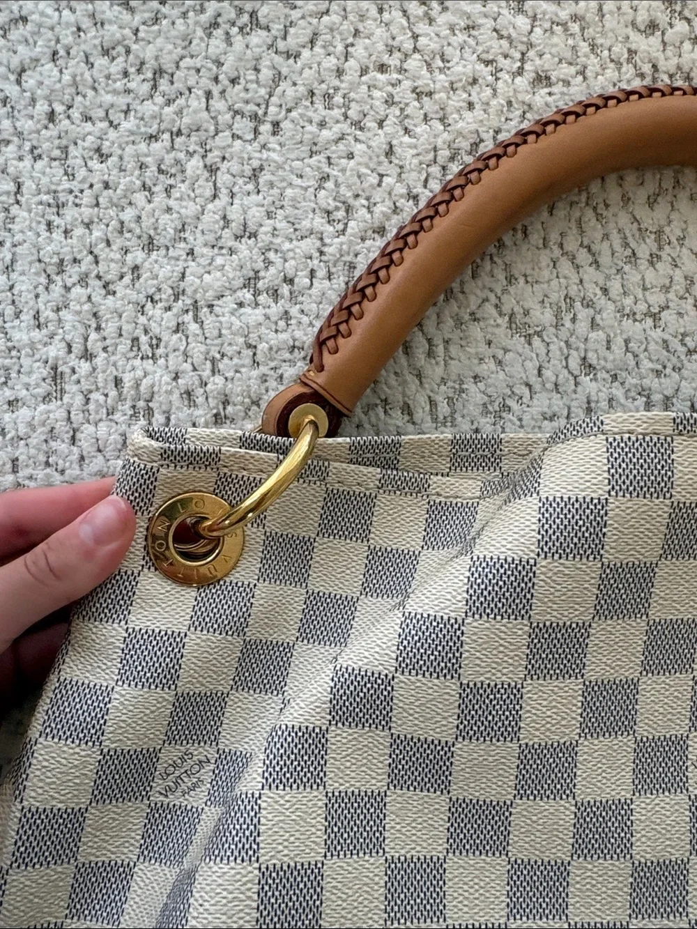 Louis Vuitton Damier Azur Artsy MM Hobo